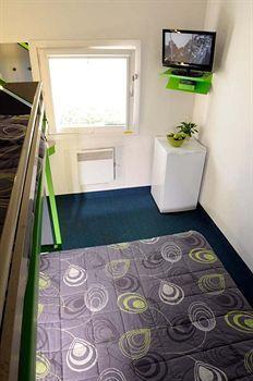 Lemon Hotel Dreux Chartres Exterior photo
